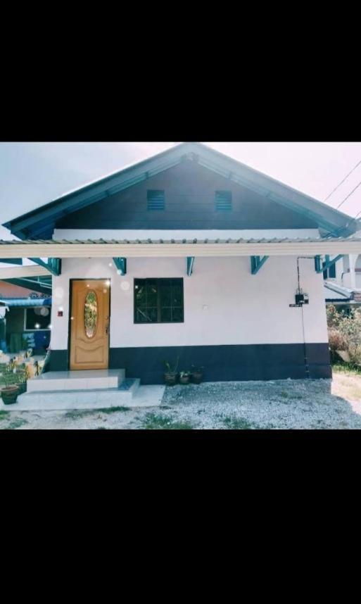 Homestay Sri Ladang Куала-Тренгану Екстер'єр фото